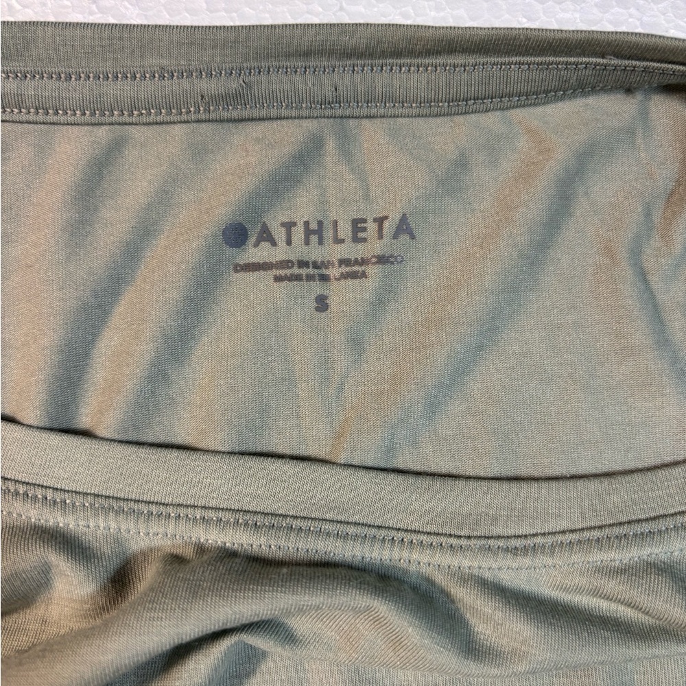 Athleta Womens Essence Pleated Ruched Tee Shirt Small Olive Green Stretch Active - Picture 7 of 7